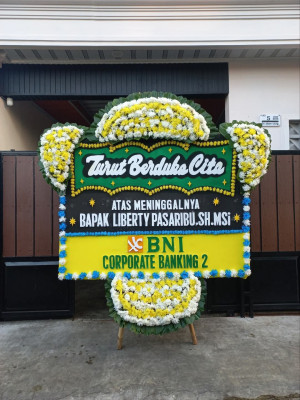 Papan Bunga Duka di Labuhan Haji